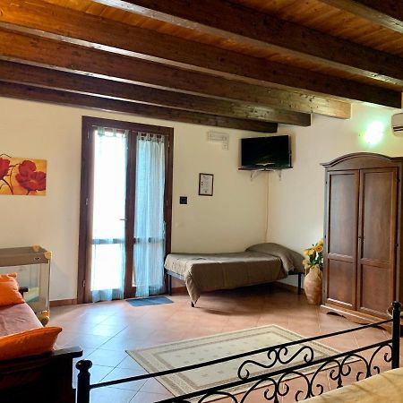 Agriturismo Tenute Pispisa Segesta Калатафими Экстерьер фото