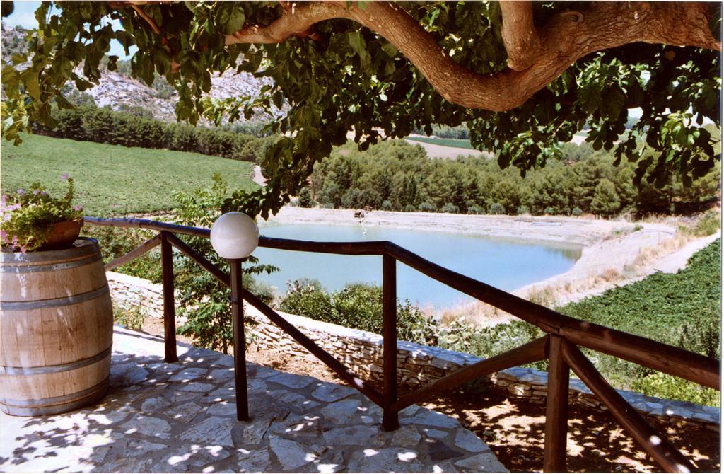 Agriturismo Tenute Pispisa Segesta Калатафими Экстерьер фото